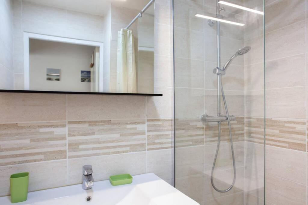 Apartamento Magnifique Studio Avec Balcon-Vieux Port-Panier Marsella Exterior foto